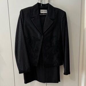 Albert Nipon Elegant Black Blazer and skirt suit
